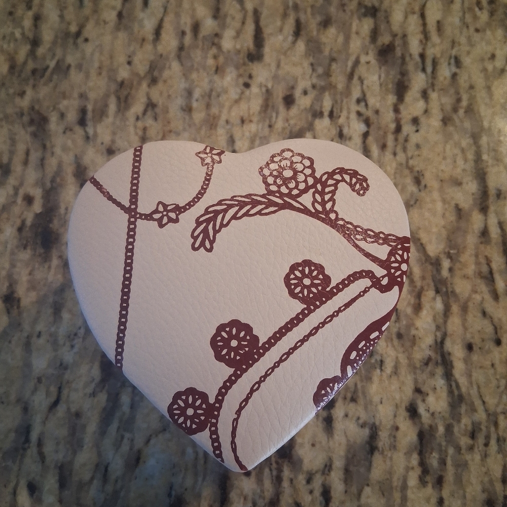 Pandora Heart-Shaped Pink Leather Jewelry Box Travel Case 2-Tiered Preowned